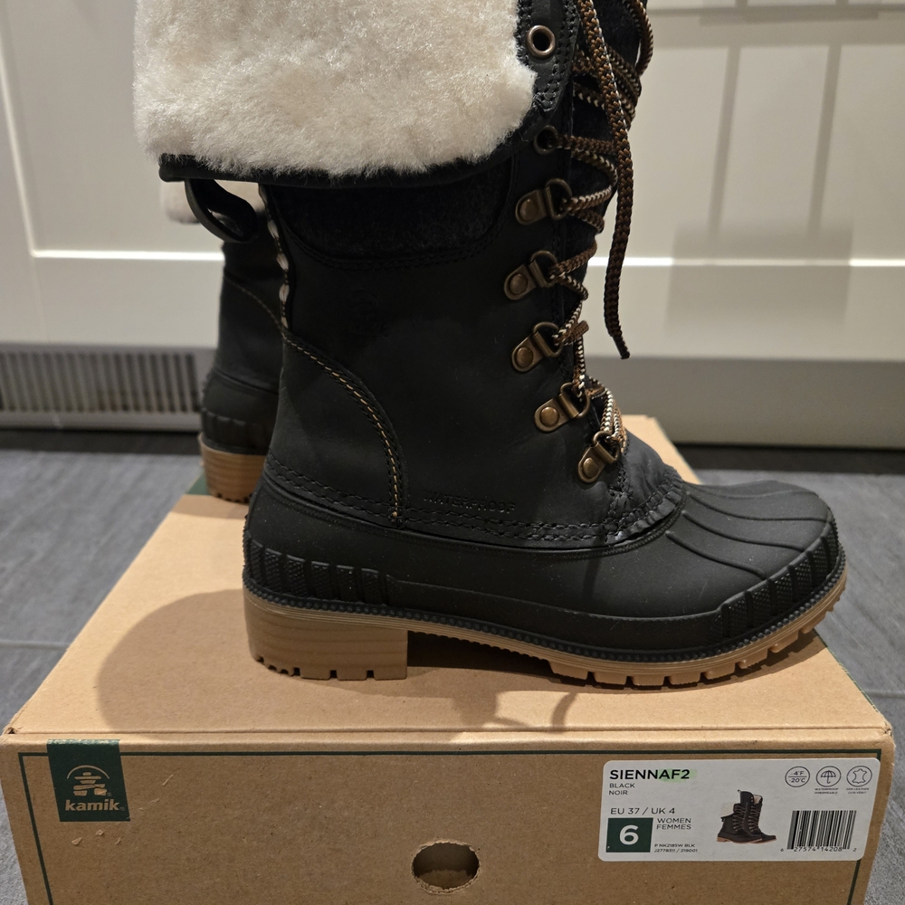 Kamik Women's Black Winter Boots